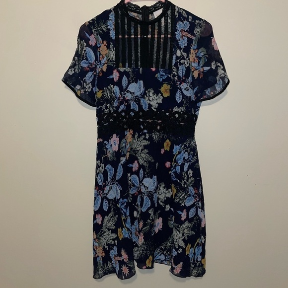 Foxiedox Juniper Floral High Neck Mini Dress Size Small - Picture 4 of 10